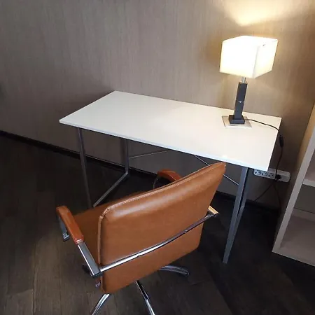 марсель Apartment Odessa